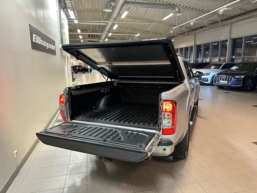 Bild 5 av Nissan Navara Dubbelhytt 2.3 dCi Tekna Taklucka 360kamera