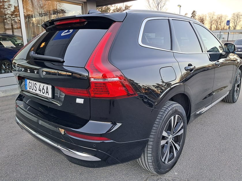 Bild 5 av Volvo XC60 T6 Recharge Core Edition plug in AWD 350HK 4x4 Panorama