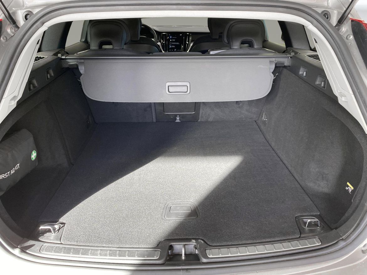 Volvo V60 2019 - miniatyr 10