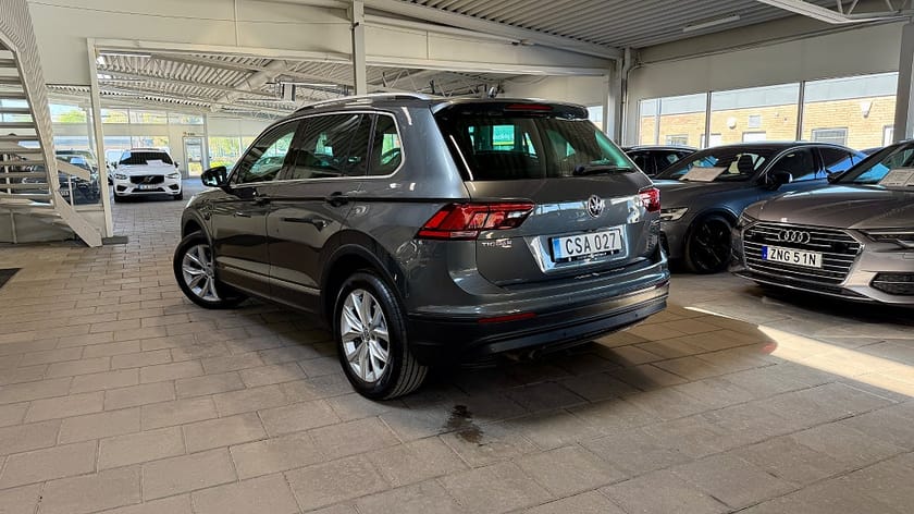 Bild 4 av Volkswagen Tiguan 2.0 TDI DSG 4Motion Dragpkt.|Parkv.