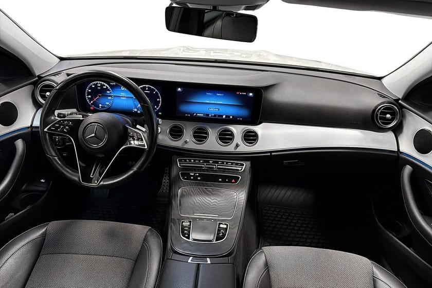 Bild 5 av Mercedes-Benz E 220 d 4MATIC All-Terrain Drag 200hk