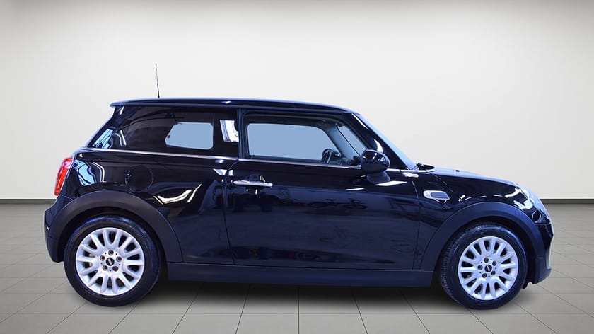 Bild 3 av MINI Cooper D 116hk Euro 6 |V-hjul |Skatt 1103:-|