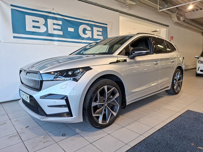 Bild 1 av Škoda Enyaq RS 340HK 77 kWh Drag Pano LED-Matrix  21tum