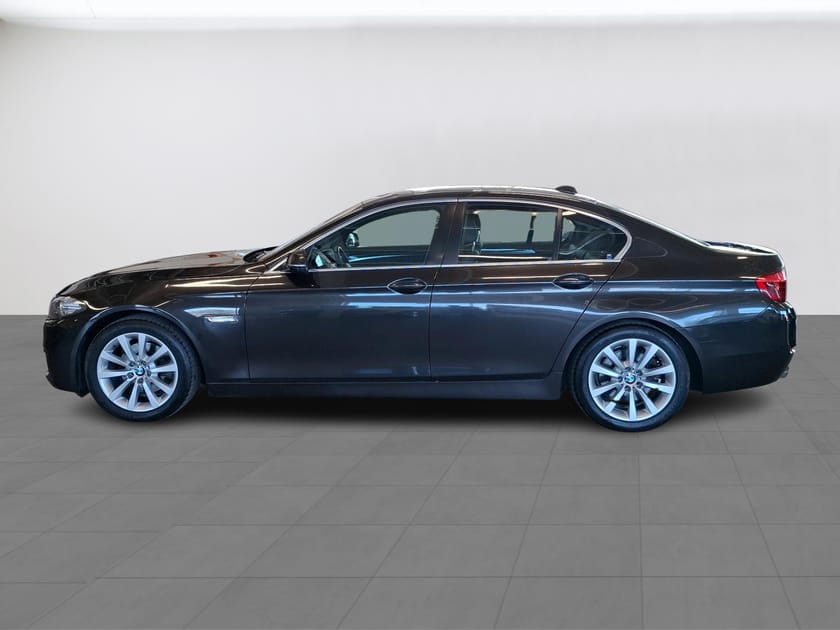Bild 2 av BMW 520d xDrive Sedan Dragkrok, Motor & Kupévärmare