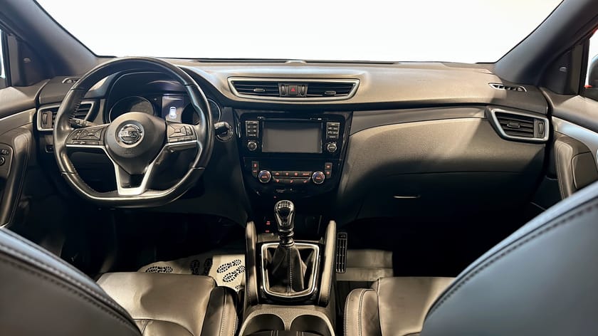 Bild 4 av Nissan Qashqai 1.2 DIG-T 115hk Tekna+ BOSE Värmare Pano 360° kamera