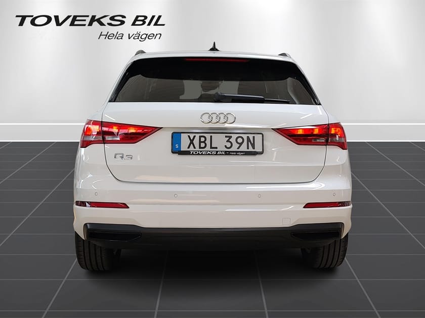 Bild 4 av Audi Q3 35 TFSI 150 HK S-Tr Svart optikpkt|Drag|Värmare