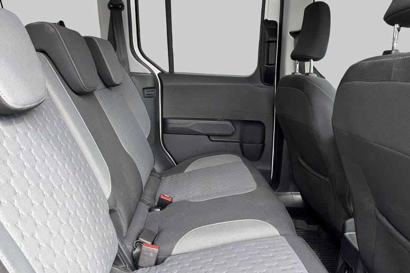 Bild 5 av Ford Tourneo Courier 1.0 Ecoboost Titanium 5-Sits Kamera
