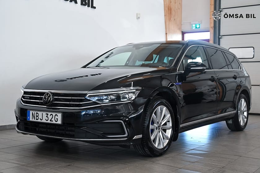 Bild 2 av Volkswagen Passat Sportscombi GTE Executive Kamera Drag Värmare IQ 218hk