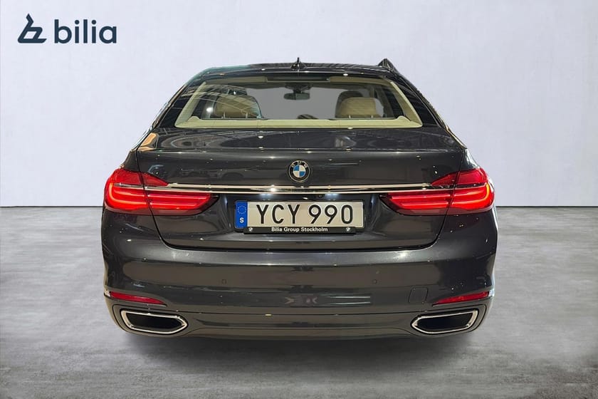 Bild 5 av BMW 740d xDrive Steptronic/H/K/Drag/Head up