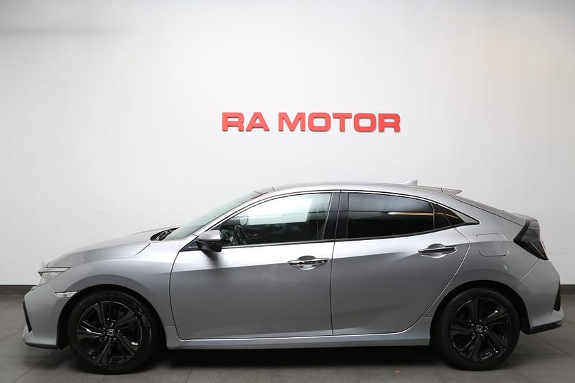 Bild 3 av Honda Civic 1,5 i-VTEC Turbo Aut Prestige Skinn Pano Motorv