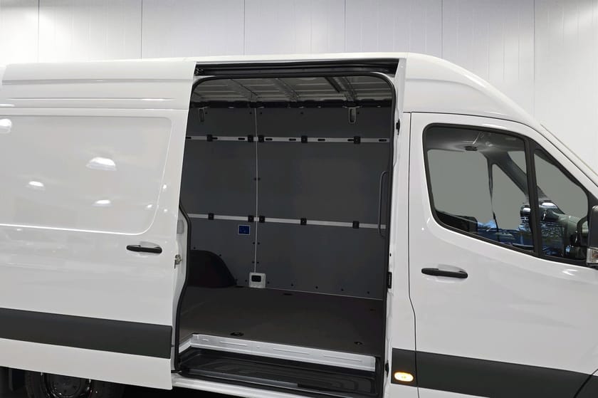Bild 5 av Mercedes-Benz eSprinter 420 81 kWh 414 SKÅP A2 PRO