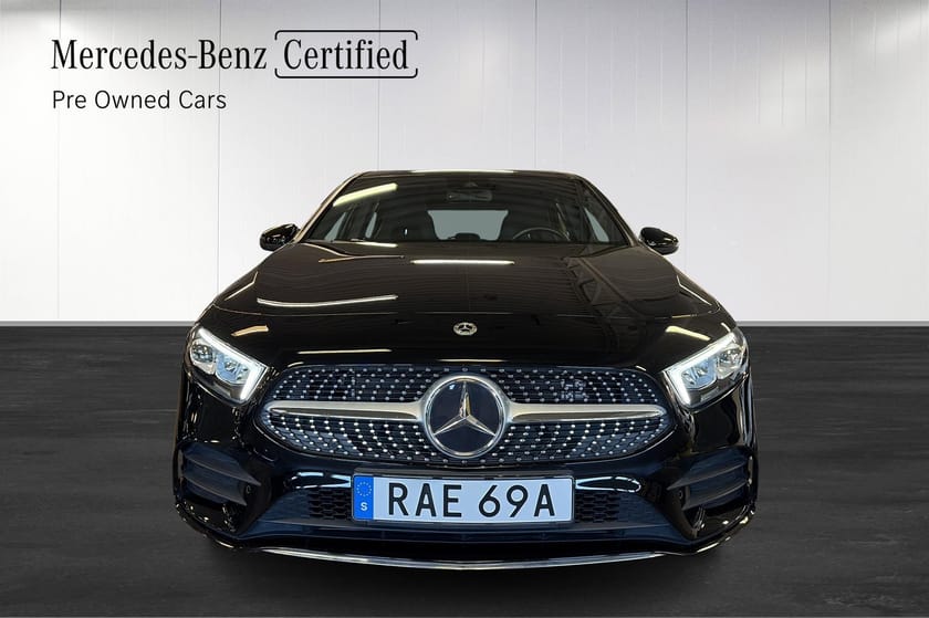 Bild 2 av Mercedes-Benz A 250 e Moms/AMG/Panelbelysning/Widescreen