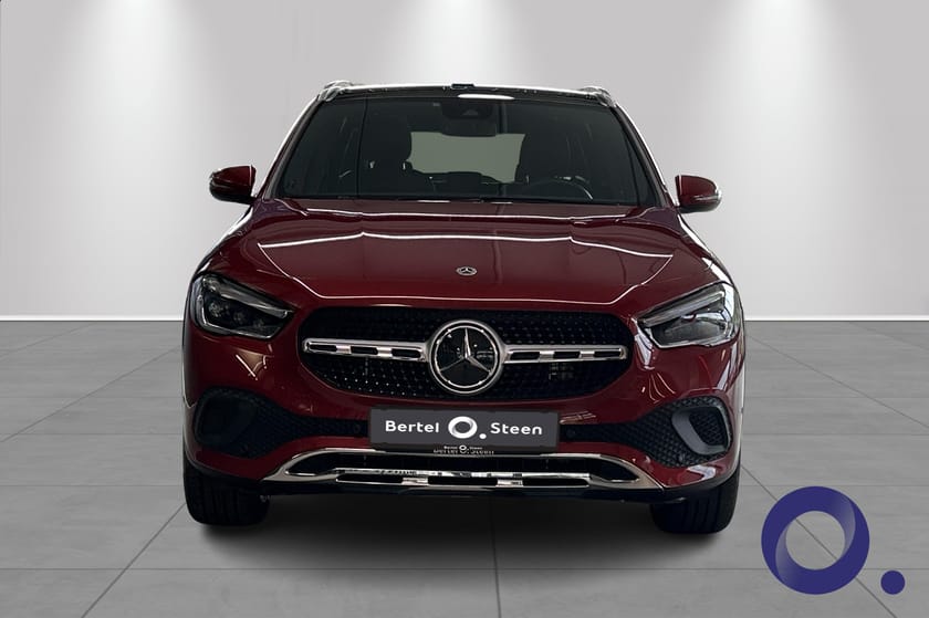 Bilde 2 av Mercedes-Benz GLA 250 e 250e Premium Plus || Panorama || Krok || Distronic