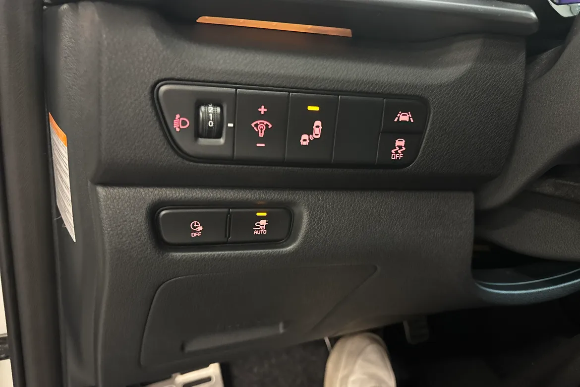 picture of a car