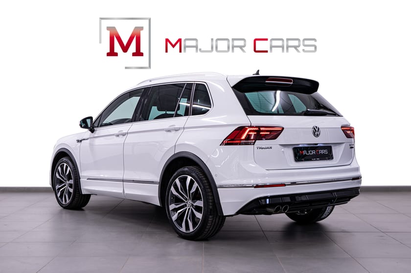 Bild 4 av Volkswagen Tiguan 2.0 TDI 4M GT R-Line Cockpit D-Värm 20" B-Kamera Drag