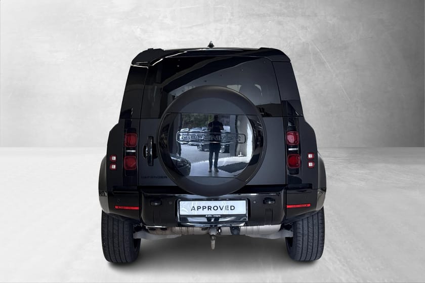 Bilde 4 av Land Rover Defender 110 D200 MHEV 3.0L SE, 3-seter, Ekstralys, Matt folie