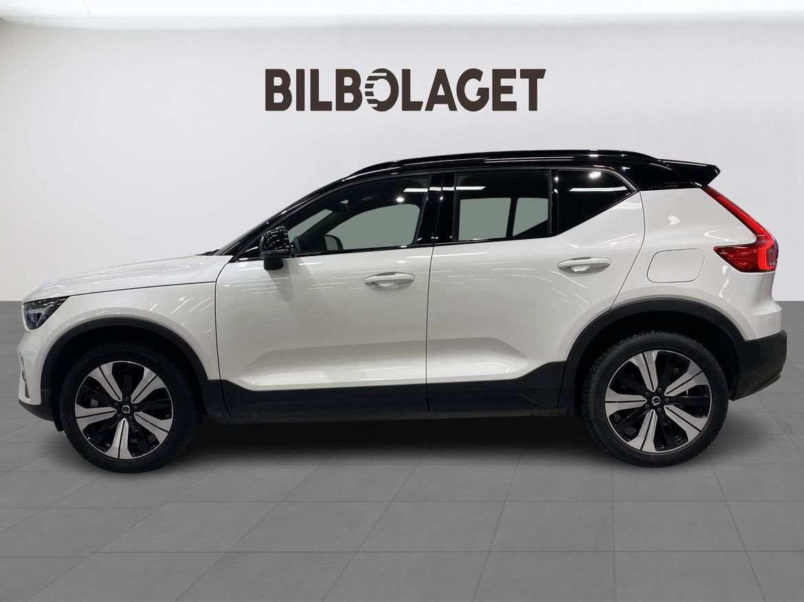 Volvo XC40 2023 - miniatyr 2