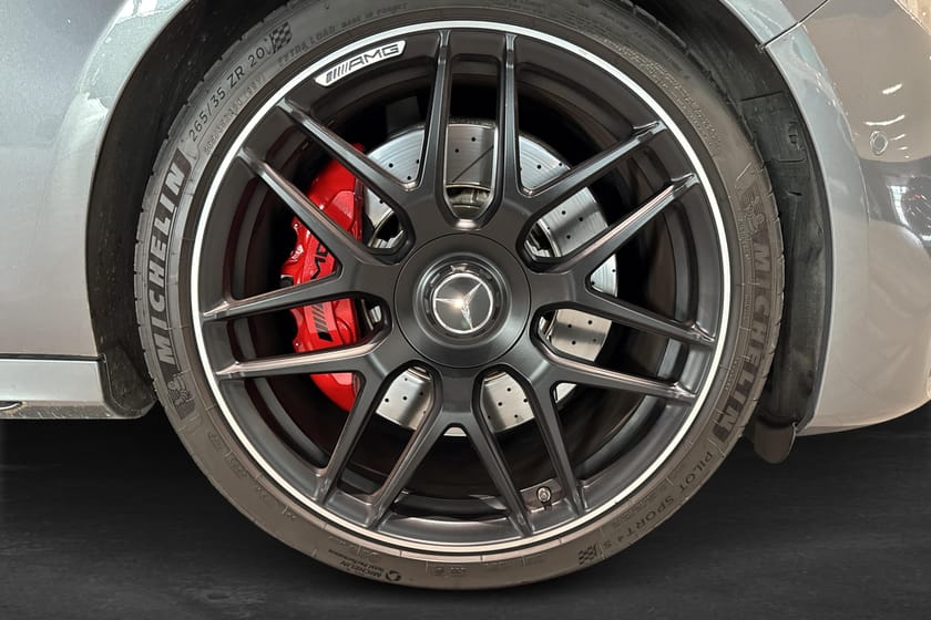 Bild 5 av Mercedes-Benz AMG E 63 S T 4MATIC+ 612hk Glastak Svensksåld 1 år garanti