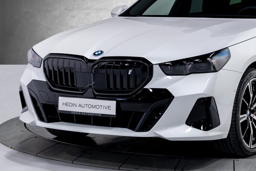 Bilde 2 av BMW i5 xDrive40 Touring Fully Charged Premium E (K)