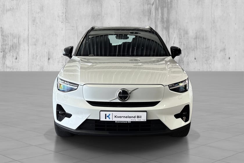 Bilde 2 av Volvo XC40 Recharge Twin motor Ultimate/360/Pano/Hengerfeste/Harman