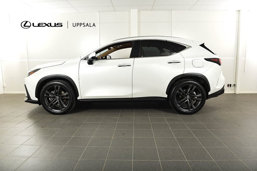Bild 2 av Lexus NX 450h+ NX450H+ Executive Teknikpaket Panorama  Plug-In