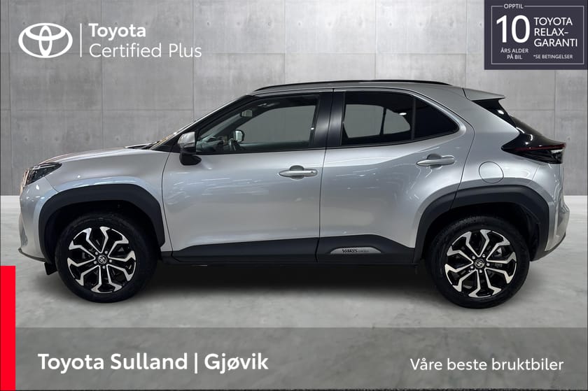 Bilde 2 av Toyota Yaris Cross Hybrid 115 AWD-i Active Tech / AWD / Oppvarmet ratt