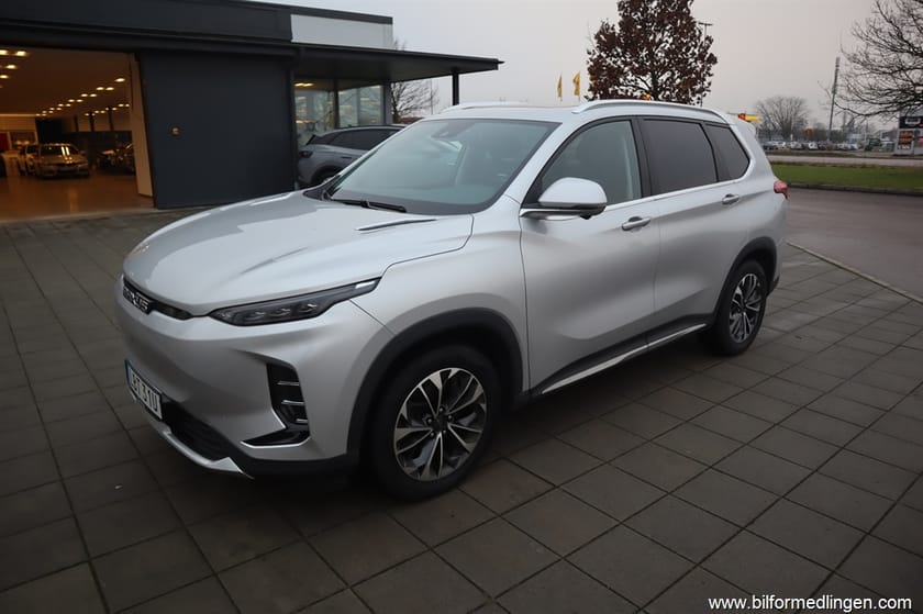 Bild 2 av Maxus Euniq 6 SUV 177hk Momsbil Panoramatak Skinn Svensksåld 1 Ägare