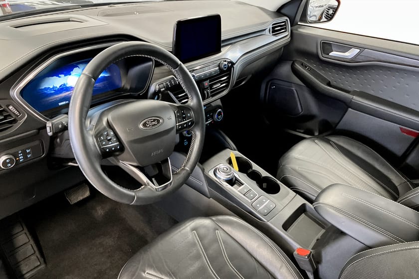 Bild 5 av Ford Kuga 190 Hk Automat Panoramatak Vignale
