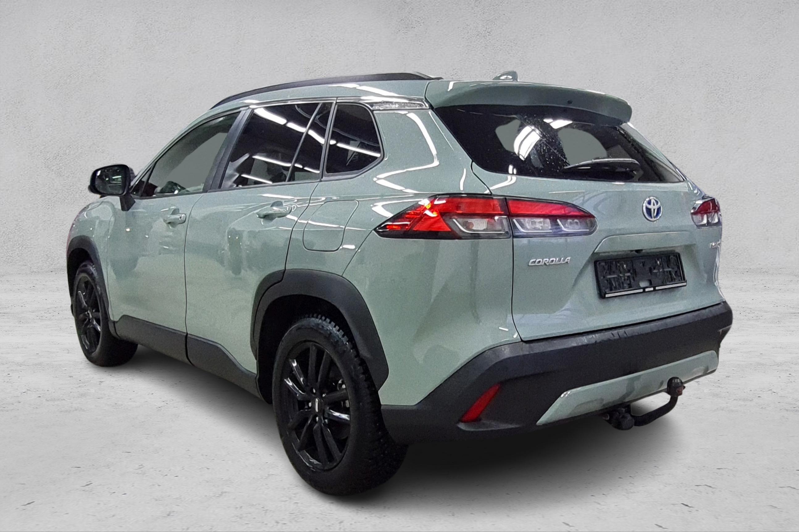 Thumnail bilde 2 av Toyota Corolla Cross Hybrid AWD-i