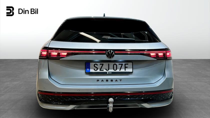 Bild 5 av Volkswagen Passat Sportscombi R-Line Black TDI193 DSG 4M Drag