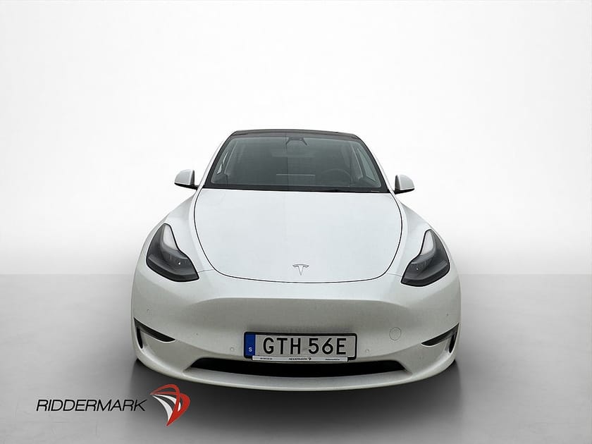Bild 2 av Tesla Model Y Long Range AWD Autopilot Kamera Svensksåld