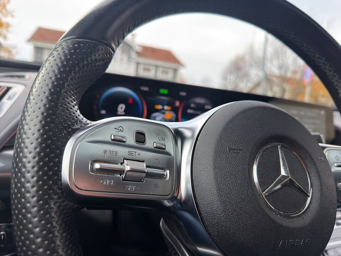 Mercedes-Benz EQC 400 4MATIC, bild 17 av 20