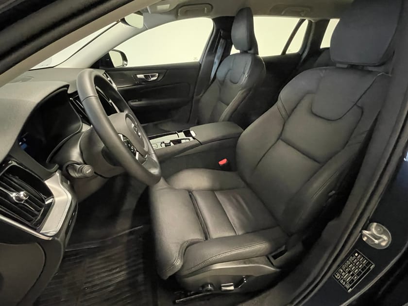 Bild 4 av Volvo V60 T6 Plus Dark Nordic Edition H/K 360 Kamera