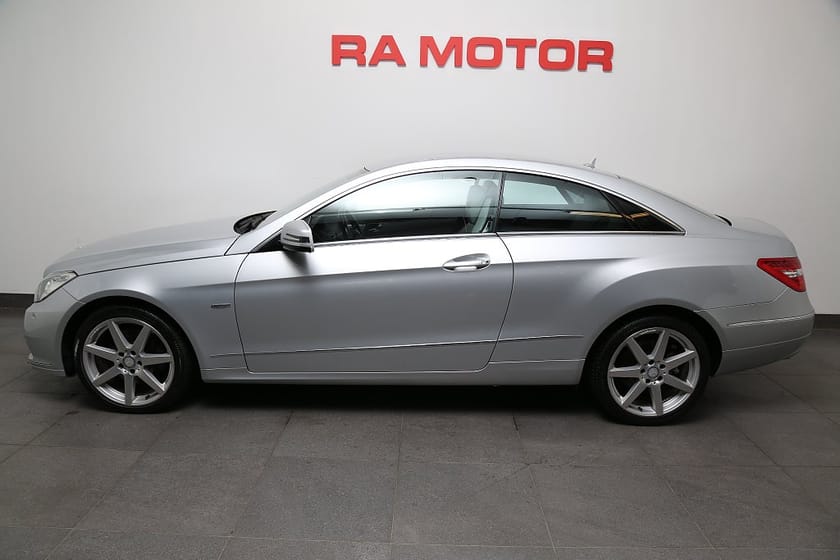 Bild 3 av Mercedes-Benz E 250 CDI Coupé BE BlueEFFICIENCY 5G-Tronic 204hk