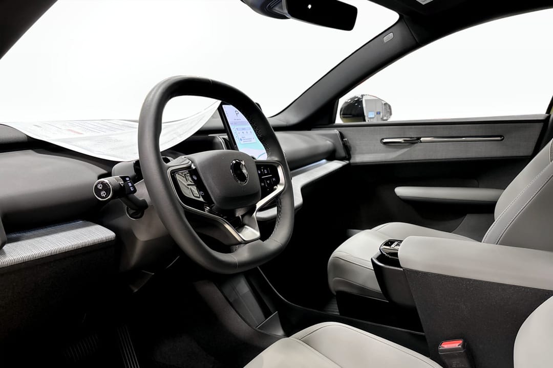 Volvo EX30 Single Motor Extended Range