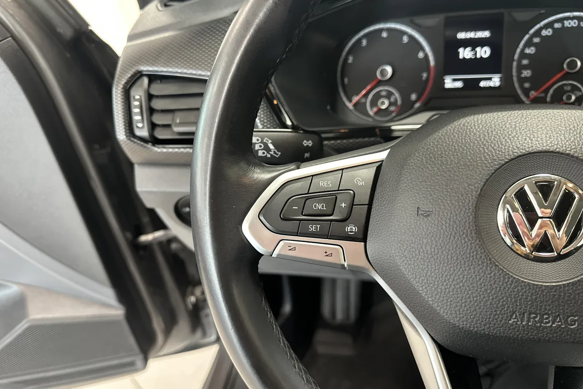 picture of a car