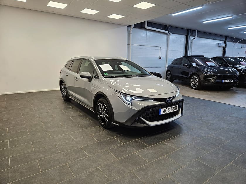 Bild 5 av Toyota Corolla TREK Hybrid e-CVT Backkamera Drag
