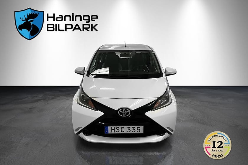 Bild 2 av Toyota Aygo 1.0 VVT-i X-PLAY SUPERDEAL 3.95% KAMKEDJA / AUX