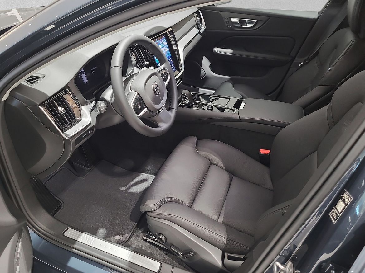 Bild 2 av 6 på bilen