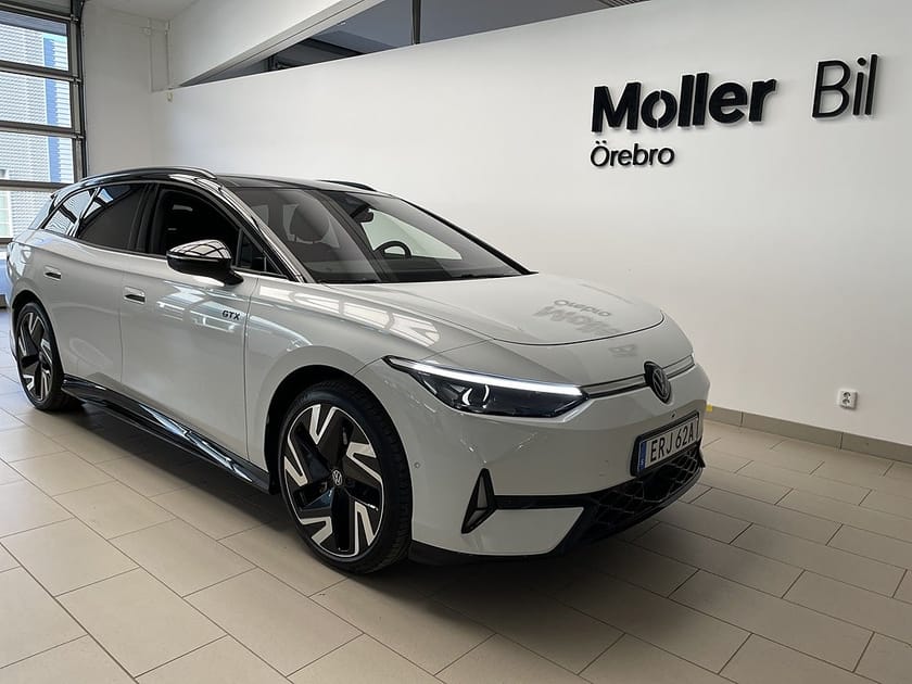 Bild 1 av Volkswagen ID.7 GTX Tourer 340 HK Editon Panorama | 21"