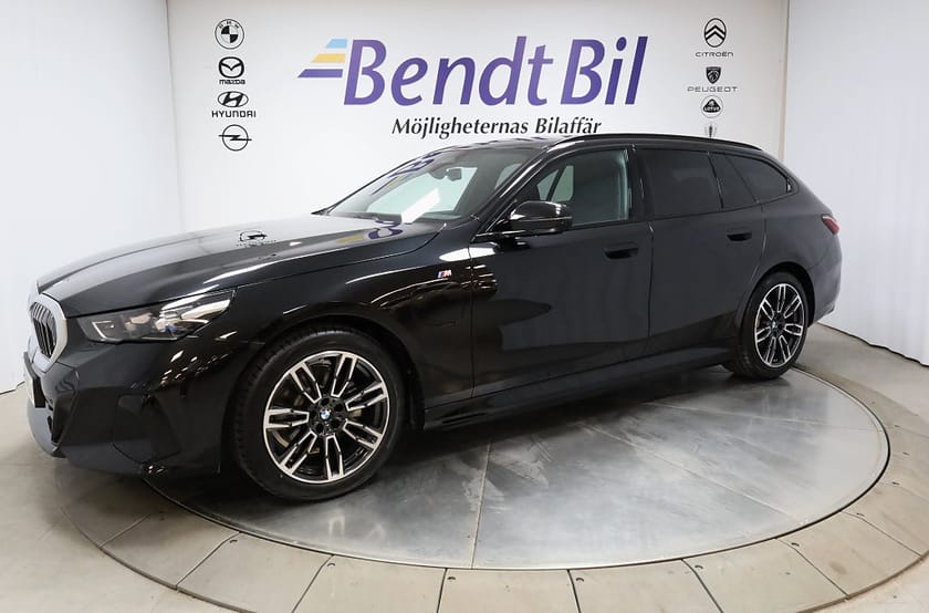Bild 5 av BMW 530e xDrive Touring | M Sport | HK | Rattvärme