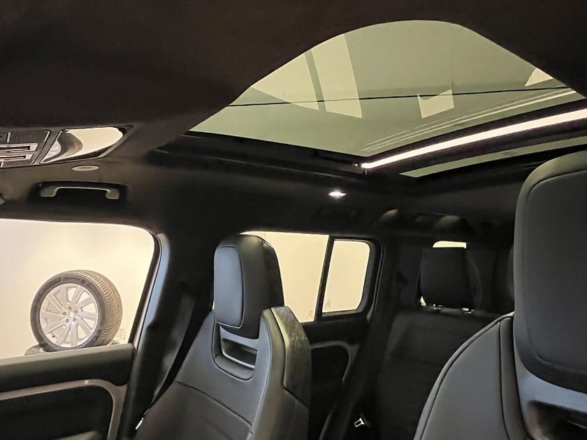 Bild 5 av Land Rover Defender Octa P635 V8 *OMGÅENDE LEVERANS*