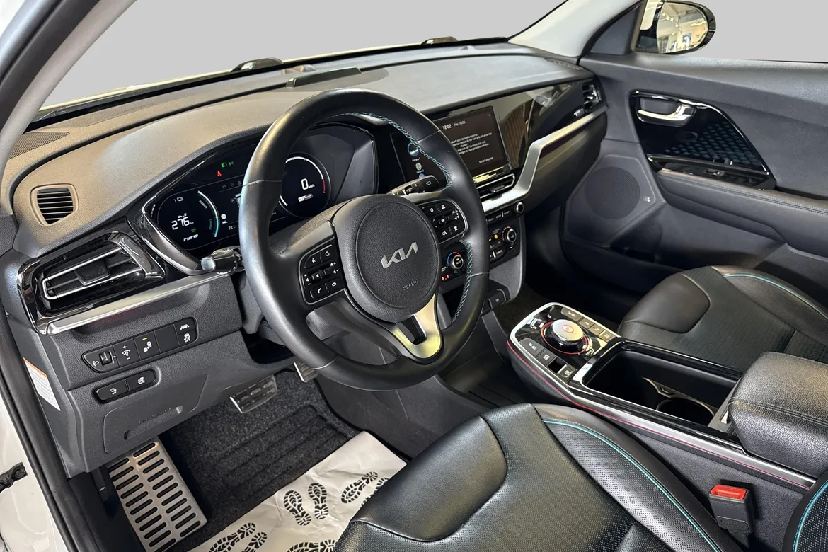 picture of a car