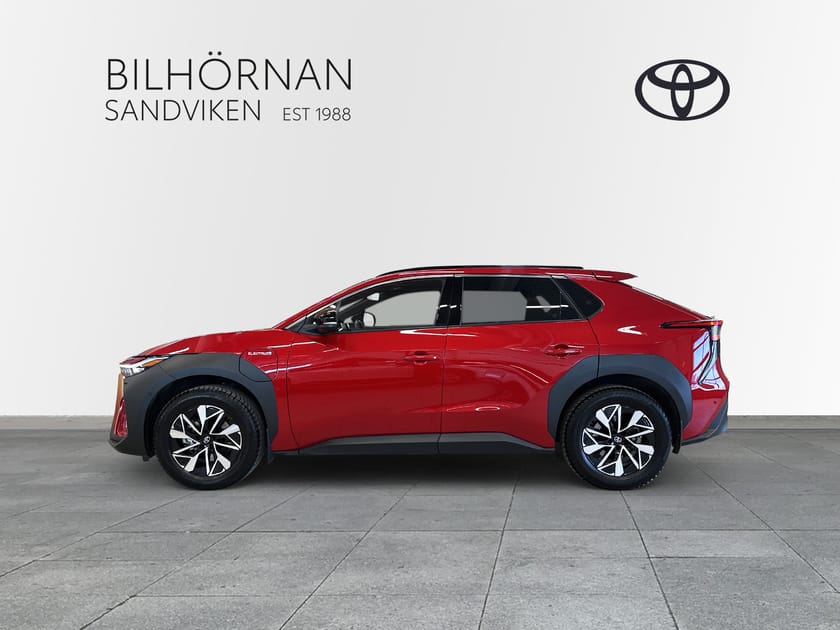 Bild 3 av Toyota bZ4X Executive JBL Drag Vinterhjul