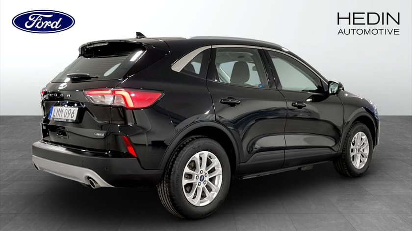 Bild 2 av Ford Kuga Plug-In Hybrid Titanium PHEV 225hk Automat