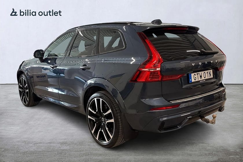 Bild 3 av Volvo XC60 Recharge T6 AWD Ultimate Dark 360° Pano Drag H&K HUD