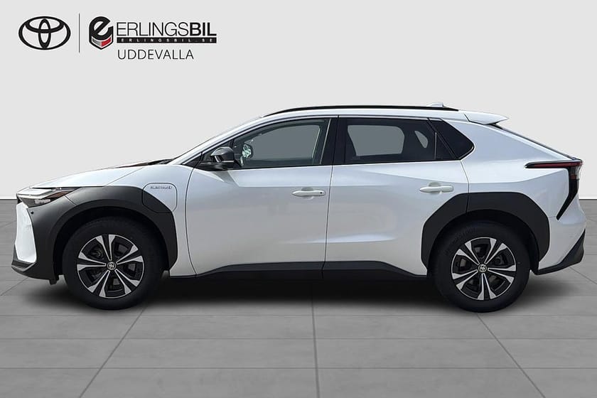 Bild 4 av Toyota bZ4X AWD Executive / Vinterhjul / 2,95% Ränta