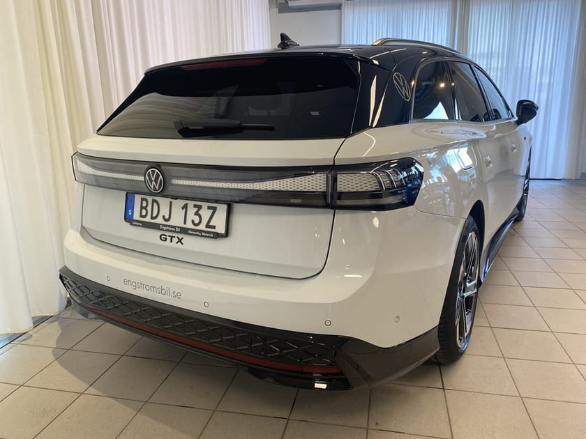 Bild 5 av Volkswagen ID.7 GTX Tourer EDITION 86 KWH 340HK Demobil