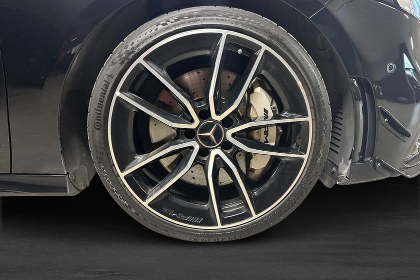 Bild 5 av Mercedes-Benz AMG A 35 4MATIC / Premium / Aeropaket / En ägare!