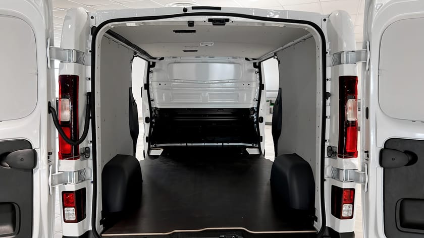 Bild 5 av Renault Trafic Skåpbil L2H1 150HK AUT Nordic Line - Drag/Värmare/2xdörr